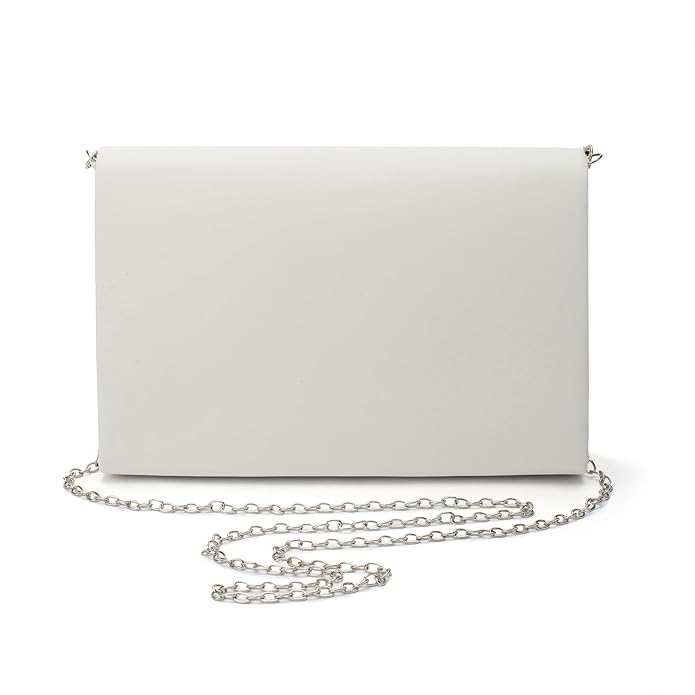 Party White Clutch – Elegant Style for Every Occasion