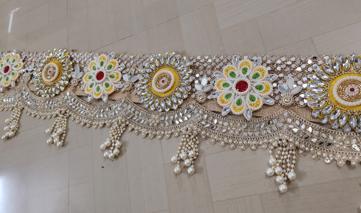 Stone and Pearl Toran