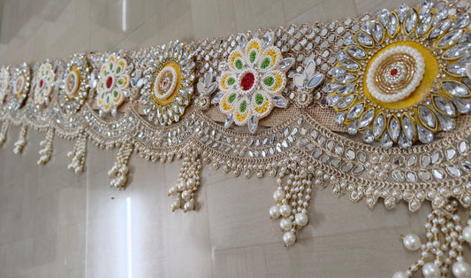 Stone and Pearl Toran
